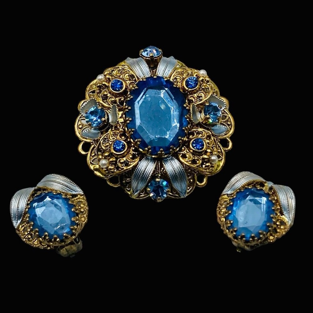 Stunning Vintage W. German Blue Glass Brooch Earring Set